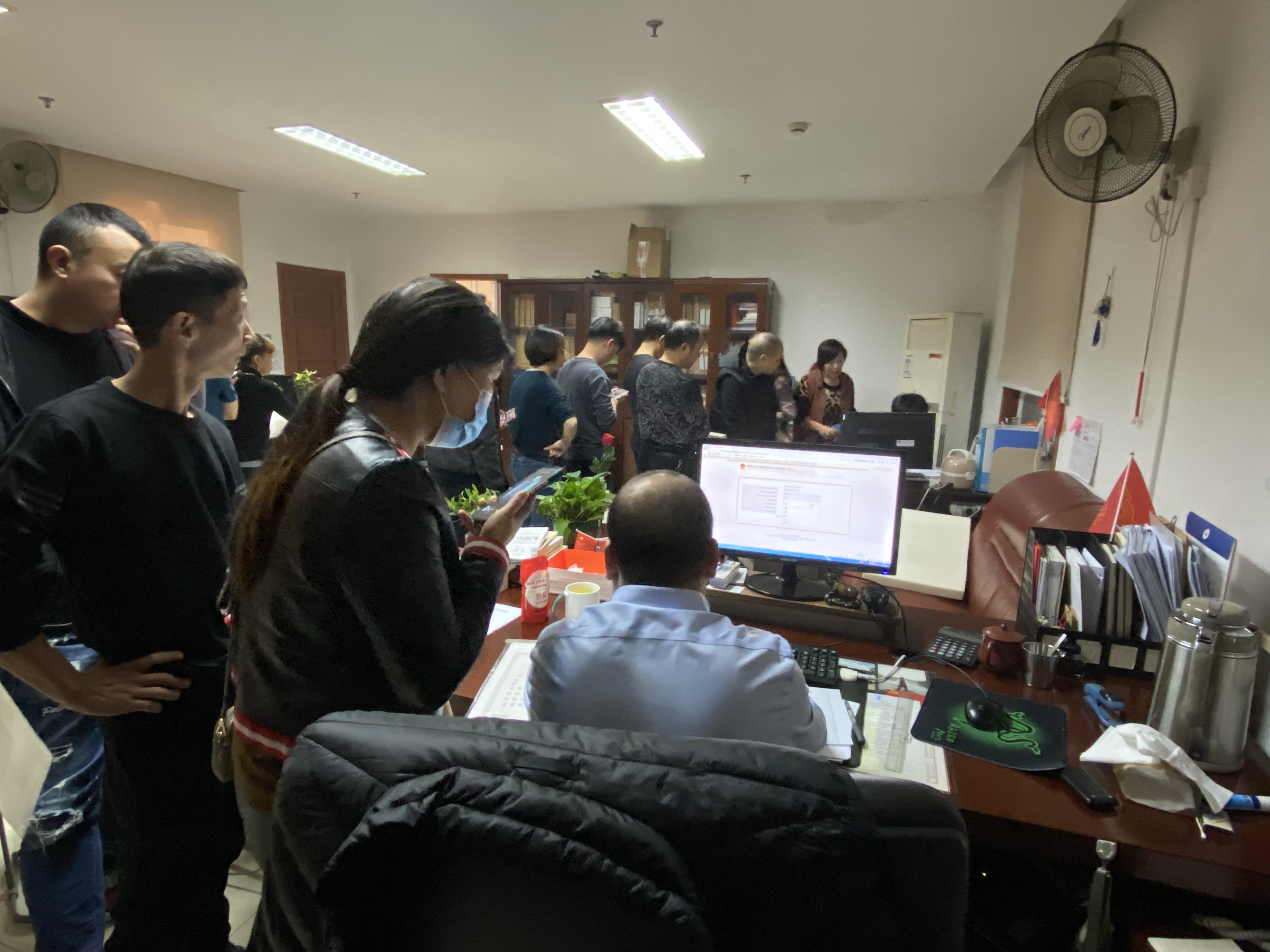 企業(yè)辦事零跑腿！快來綁定“浙江企業(yè)在線”